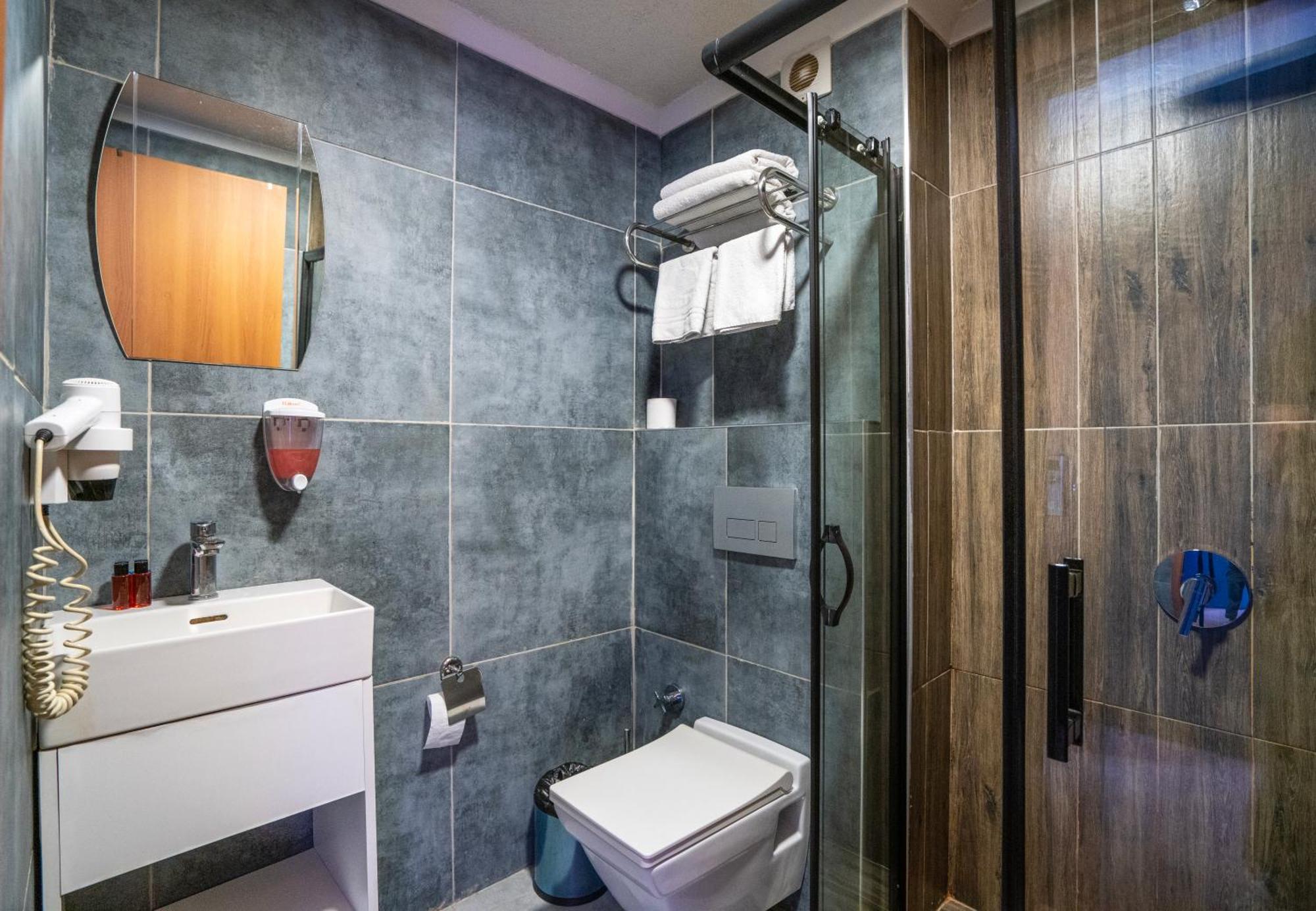 Royal Nest Hotel Istanbul Exterior photo